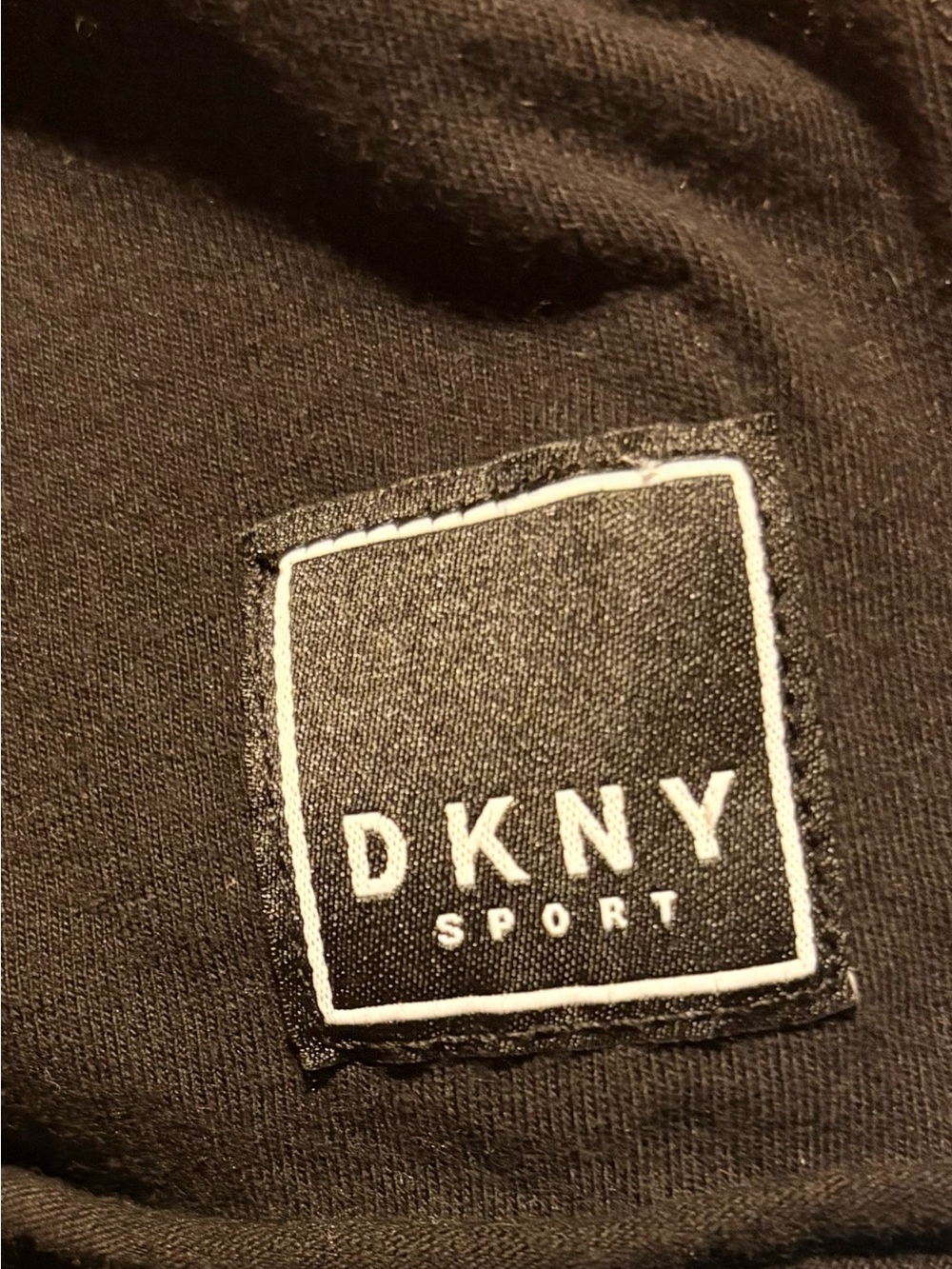 DKNY black cropped t-shirt Sz small